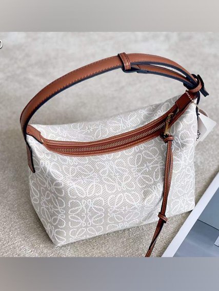 2-3-4.jpg Loewe Bags#189 - Image 1