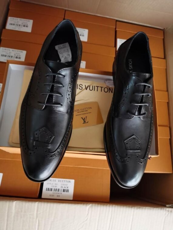 Men#Items#LV#Shoes#42 - Image 1