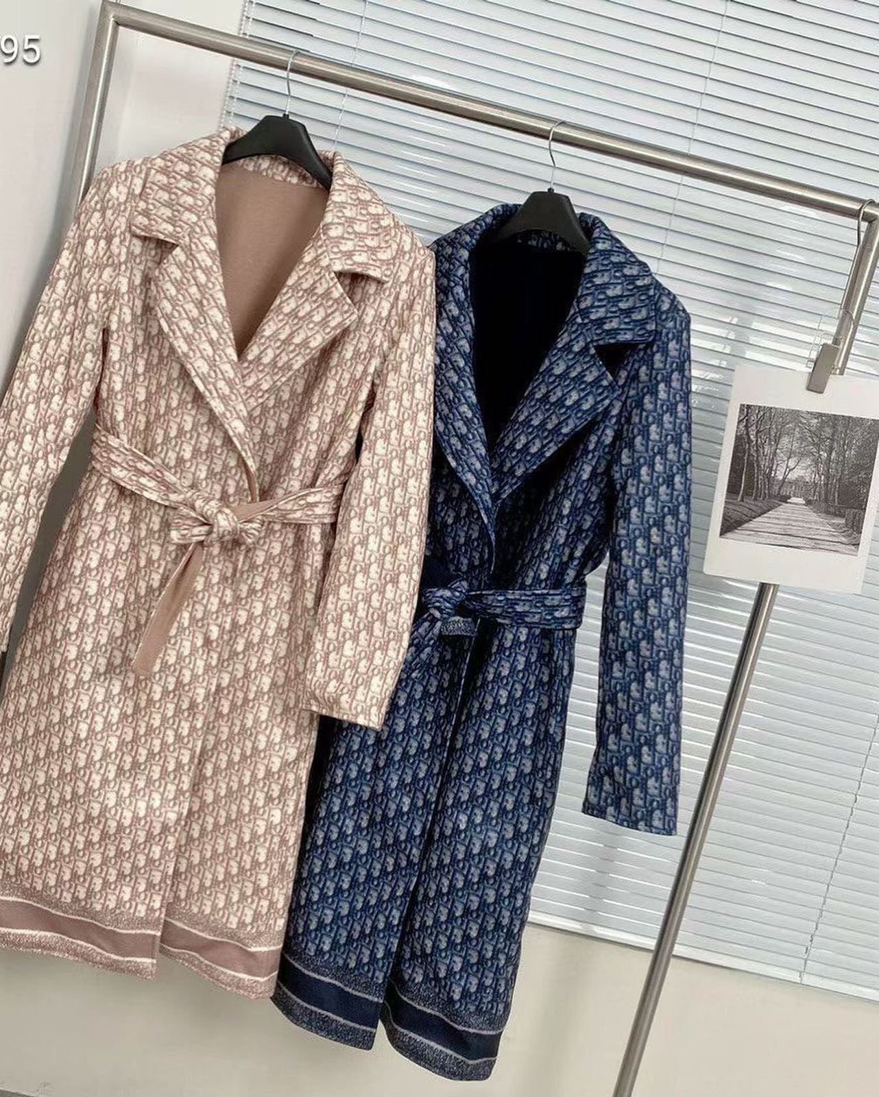 IMG-20220820-WA0027.jpg LUXURY#FASHION,Luxury#Layday#1092 - Image 1