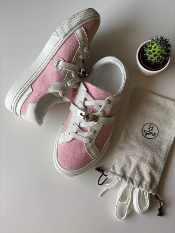 LUXURY#FASHION,CUP#147 - Image 1