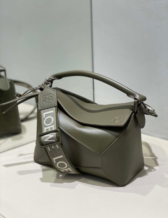 Loewe Bags#168 - Image 1