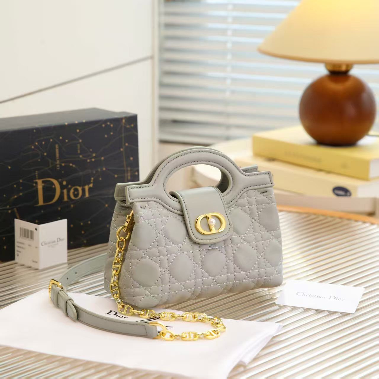 1-BAGS-COPY-2-dior-19-1.jpg C2-Dior Bags#190 - Image 1