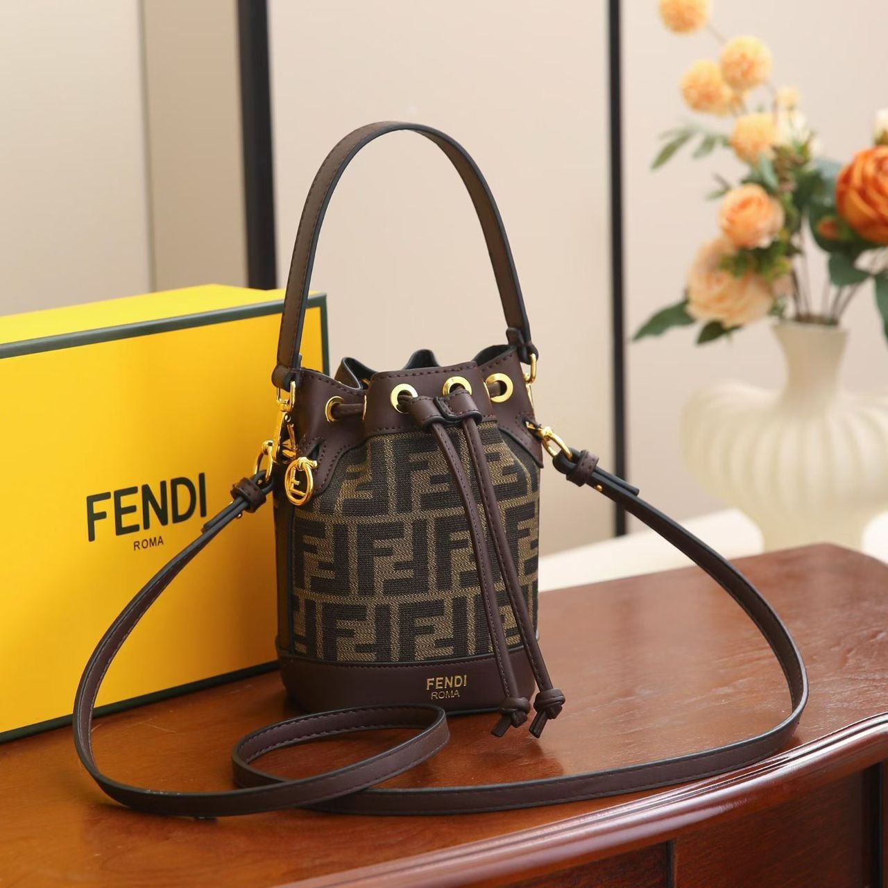 1-BAGS-COPY-2-fendi-19-6.jpg C2-FENDI Bags#138 - Image 1
