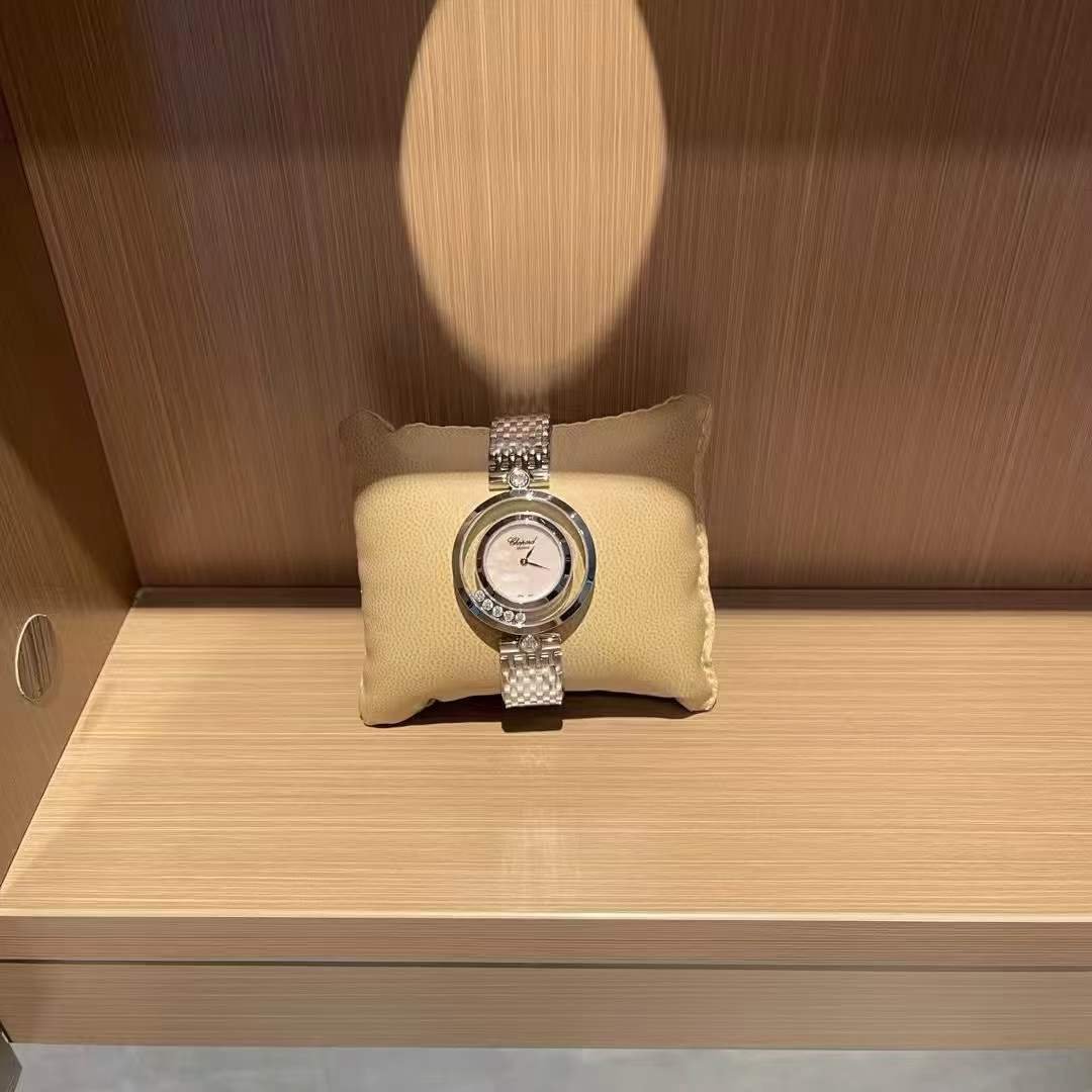 1-a-watch-Chopard-55-1.jpeg Chopard Watch#124 - Image 1